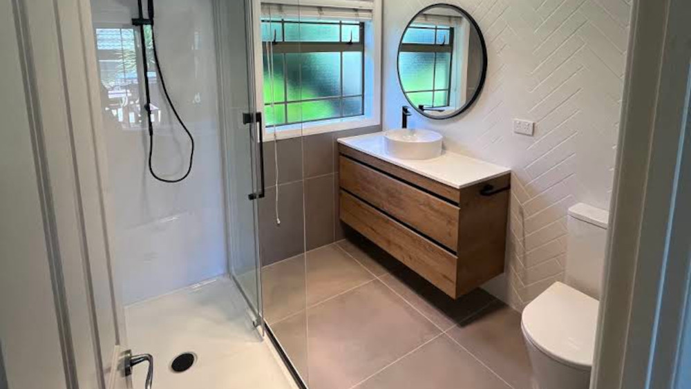 Contemporary Bathroom with Walk-In Shower